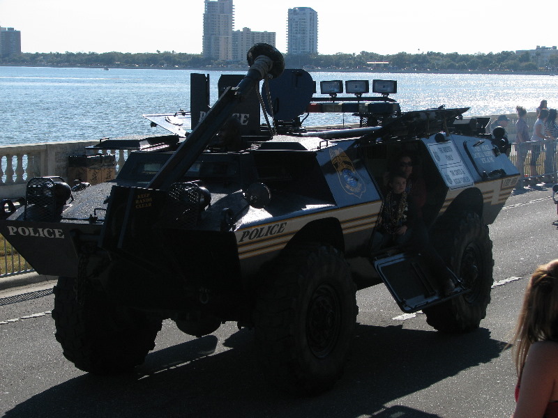 Gasparilla-Parade-of-the-Pirates-Tampa-FL-012