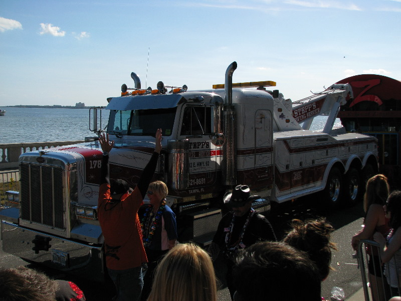 Gasparilla-Parade-of-the-Pirates-Tampa-FL-036