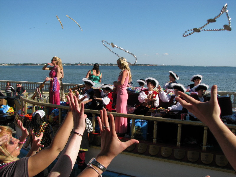 Gasparilla-Parade-of-the-Pirates-Tampa-FL-077