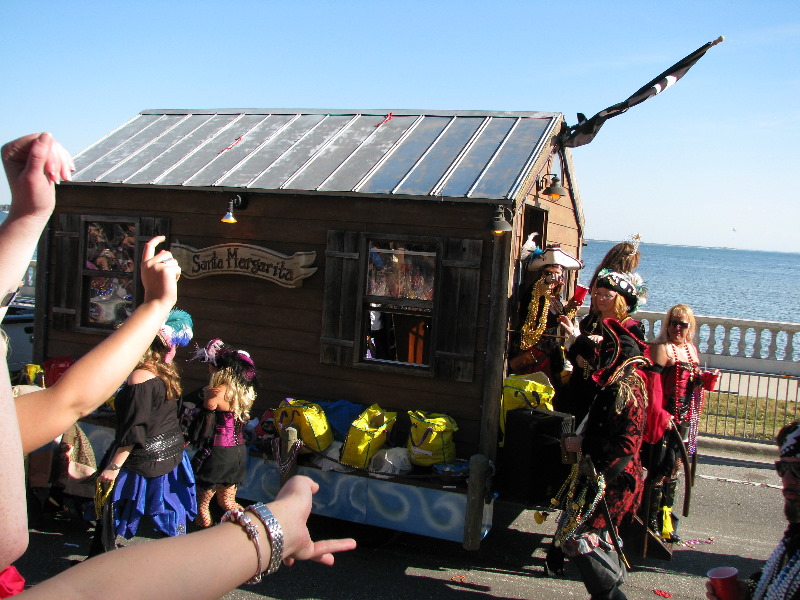 Gasparilla-Parade-of-the-Pirates-Tampa-FL-105