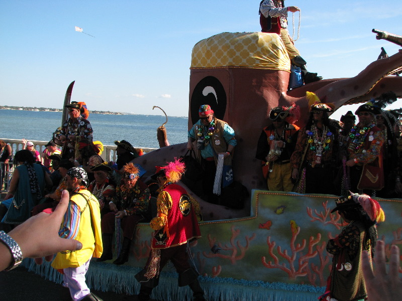 Gasparilla-Parade-of-the-Pirates-Tampa-FL-107