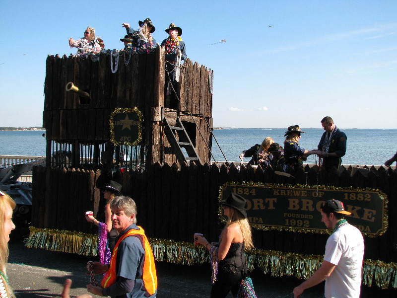 Gasparilla-Parade-of-the-Pirates-Tampa-FL-112