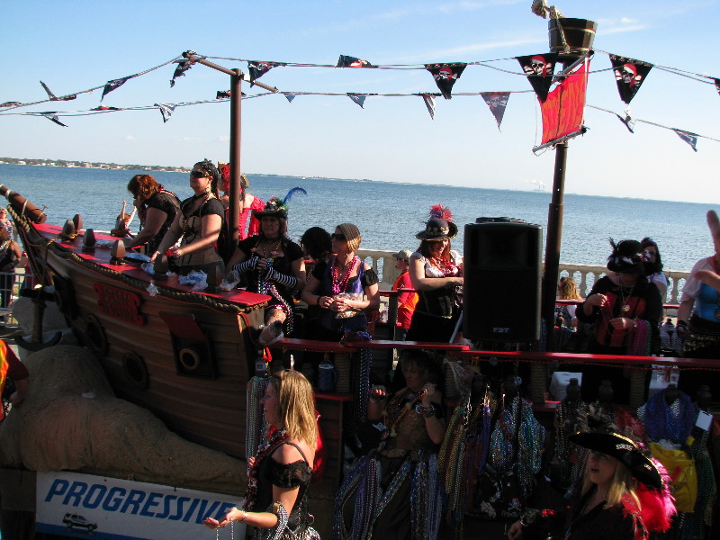 Gasparilla-Parade-of-the-Pirates-Tampa-FL-140