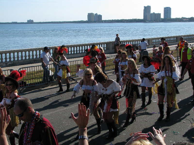 Gasparilla-Parade-of-the-Pirates-Tampa-FL-157