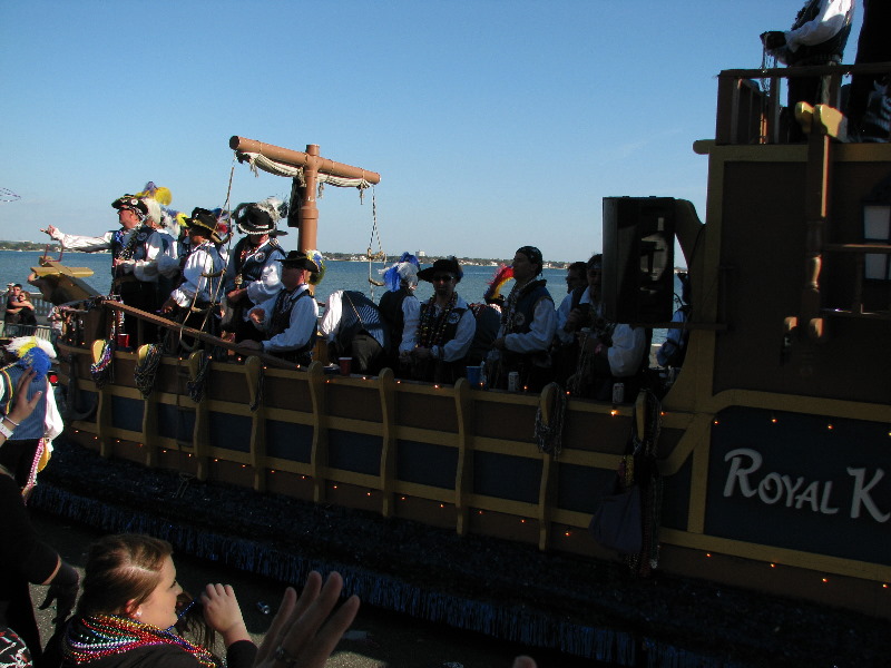 Gasparilla-Parade-of-the-Pirates-Tampa-FL-189