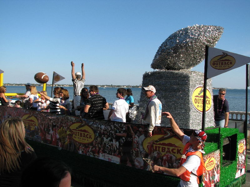 Gasparilla-Parade-of-the-Pirates-Tampa-FL-195