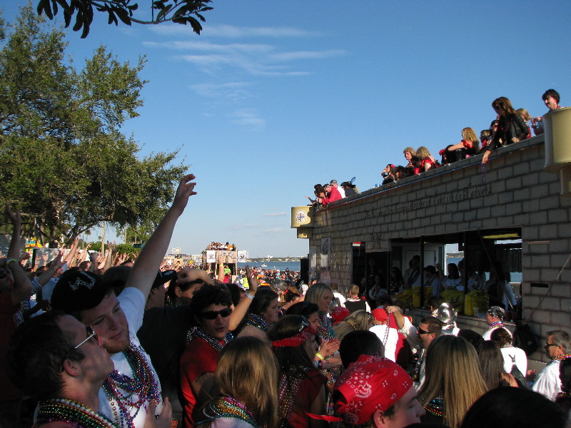 Gasparilla-Parade-of-the-Pirates-Tampa-FL-210