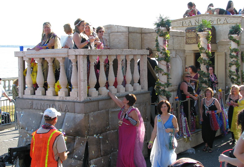 Gasparilla-Parade-of-the-Pirates-Tampa-FL-211