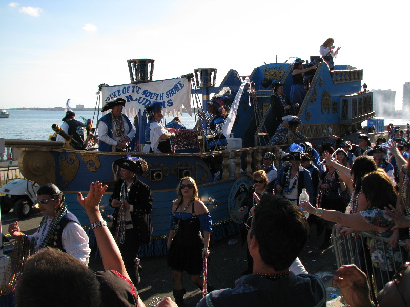 Gasparilla-Parade-of-the-Pirates-Tampa-FL-234