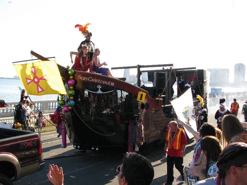 Gasparilla-Parade-of-the-Pirates-Tampa-FL-236
