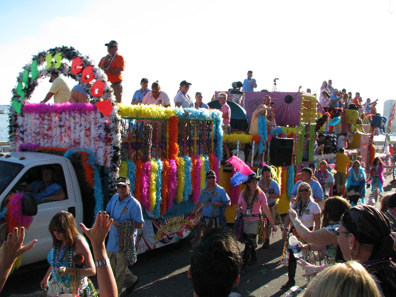 Gasparilla-Parade-of-the-Pirates-Tampa-FL-252