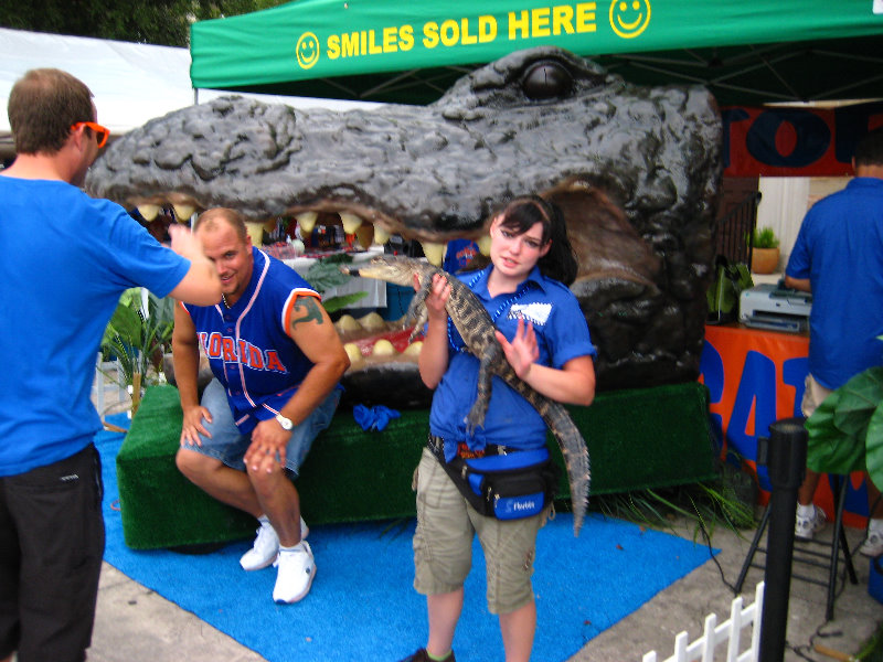 UG-Gators-Vs-Buccaneers-Tailgating-Gainesville-FL-012