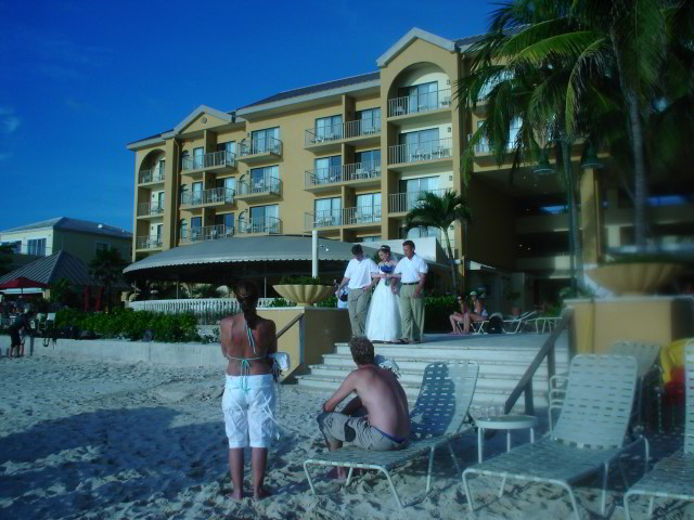 Grand-Cayman-Island-Marriott-Beach-Resort-014