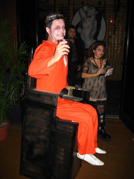 Halloween-2008-Hard-Rock-Hollywood-FL-010