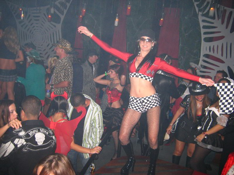 Halloween-2008-Hard-Rock-Hollywood-FL-016