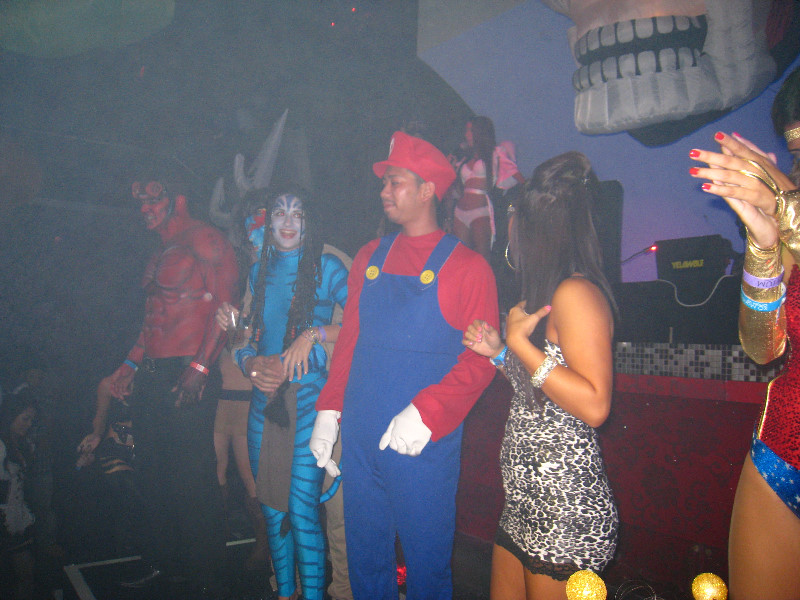 Halloween-2010-Passion-Opium-Hard-Rock-Hollywood-FL-033