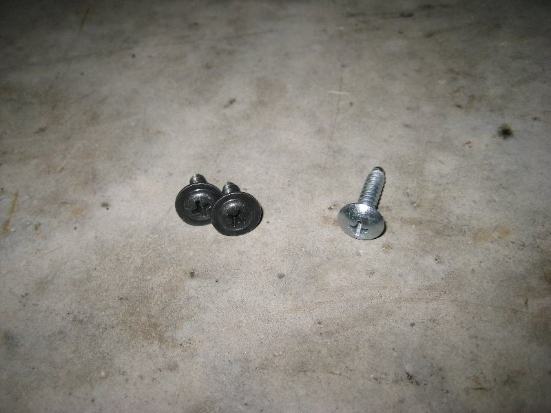 Honda-Accord-Interior-Door-Panel-Removal-Guide-014