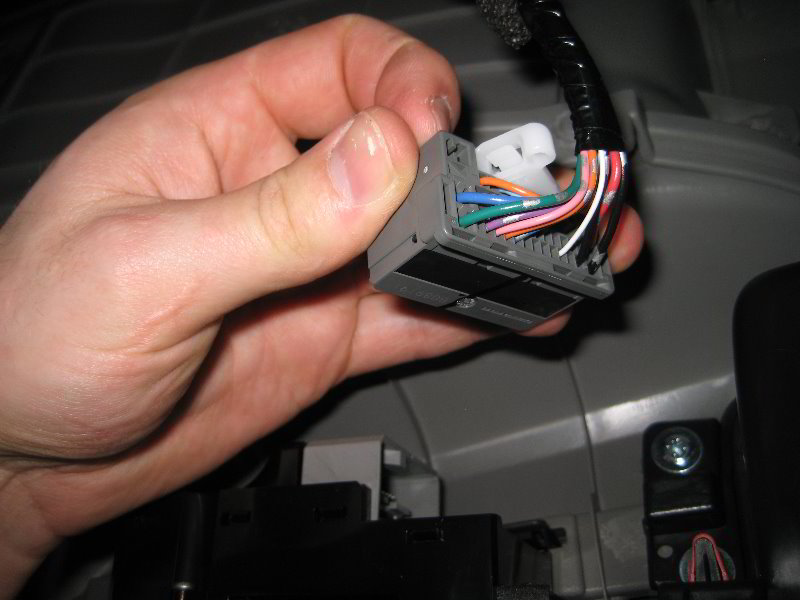 Honda-Accord-Interior-Door-Panel-Removal-Guide-038