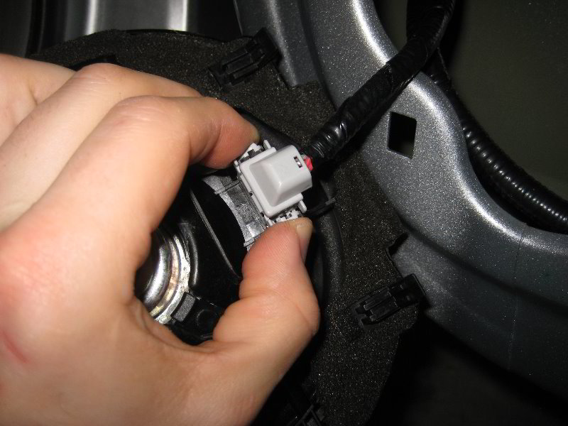 Honda-Accord-Interior-Door-Panel-Removal-Guide-046