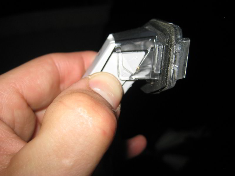 Honda-Accord-License-Plate-Light-Bulbs-Replacement-Guide-008