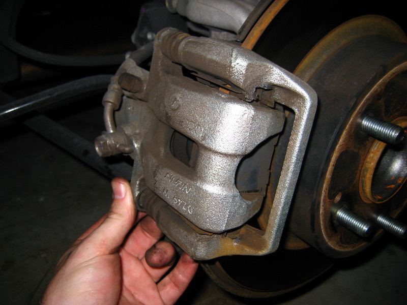 HondaAccordRearBrakePadsReplacementGuide019