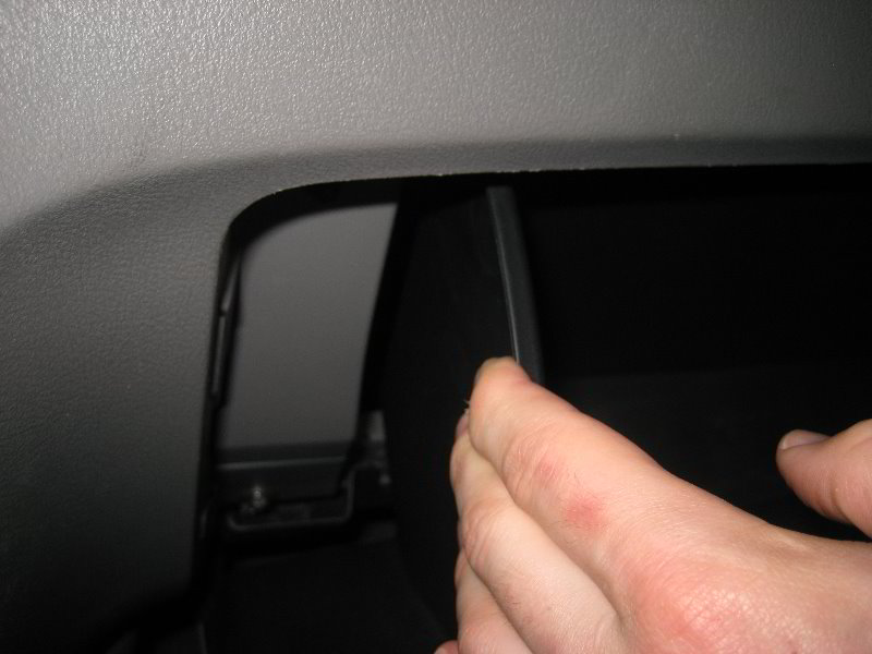 Honda-CR-V-Cabin-Air-Filter-Replacement-Guide-005