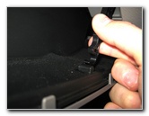 Honda-CR-V-Cabin-Air-Filter-Replacement-Guide-004