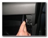 Honda-CR-V-Cabin-Air-Filter-Replacement-Guide-006