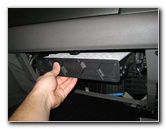 Honda-CR-V-Cabin-Air-Filter-Replacement-Guide-020