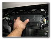 Honda-CR-V-Cabin-Air-Filter-Replacement-Guide-021