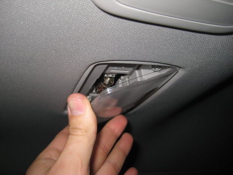 Honda-CR-V-Cargo-Area-Light-Bulb-Replacement-Guide-010
