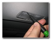 Honda-CR-V-Dome-Light-Bulb-Replacement-Guide-003