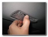 Honda-CR-V-Dome-Light-Bulb-Replacement-Guide-012
