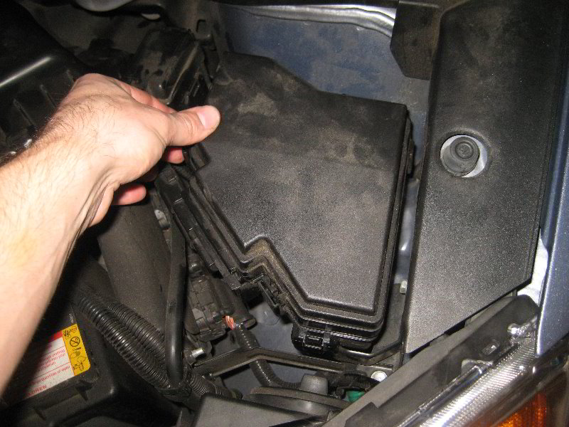 Honda-CR-V-Electrical-Fuse-Replacement-Guide-016