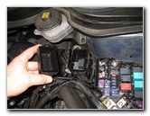 Honda-CR-V-Electrical-Fuse-Replacement-Guide-007