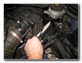 Honda-CR-V-Engine-Air-Filter-Replacement-Guide-010