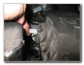Honda-CR-V-Engine-Air-Filter-Replacement-Guide-017