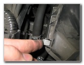 Honda-CR-V-Engine-Air-Filter-Replacement-Guide-018