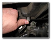 Honda-CR-V-Engine-Air-Filter-Replacement-Guide-019