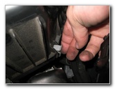 Honda-CR-V-Engine-Air-Filter-Replacement-Guide-020