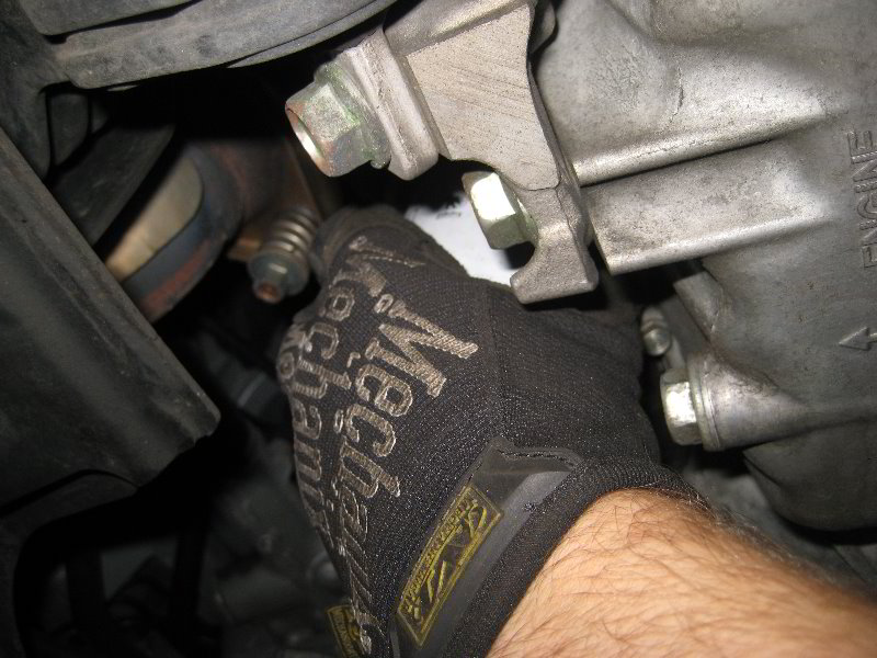 Honda-CR-V-Engine-Oil-Change-Guide-015