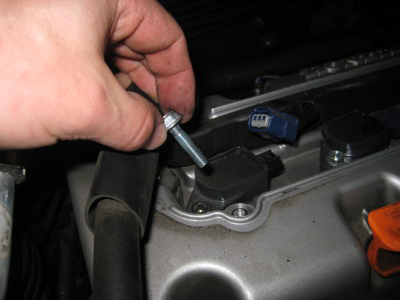 Honda-CR-V-K24Z-I4-Engine-Spark-Plugs-Replacement-Guide-015