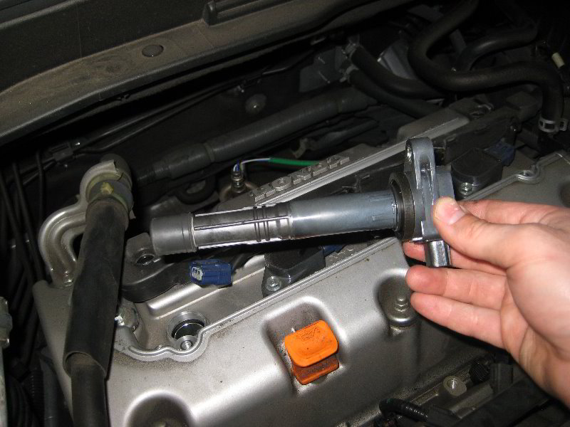 Honda-CR-V-K24Z-I4-Engine-Spark-Plugs-Replacement-Guide-017