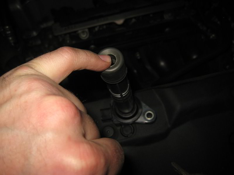 Honda-CR-V-K24Z-I4-Engine-Spark-Plugs-Replacement-Guide-027