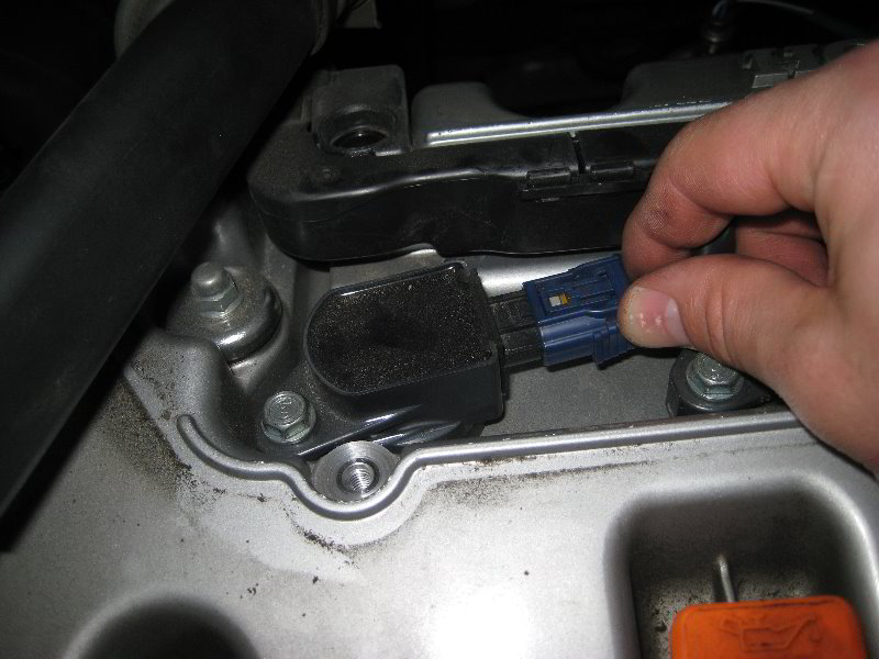 HondaCRVK24ZI4EngineSparkPlugsReplacementGuide032