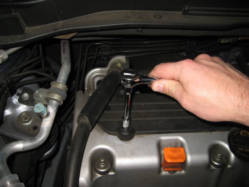 Honda-CR-V-K24Z-I4-Engine-Spark-Plugs-Replacement-Guide-037