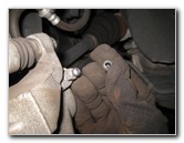 Honda-CR-V-Front-Brake-Pads-Replacement-Guide-033