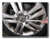 Honda-CR-V-Front-Brake-Pads-Replacement-Guide-036