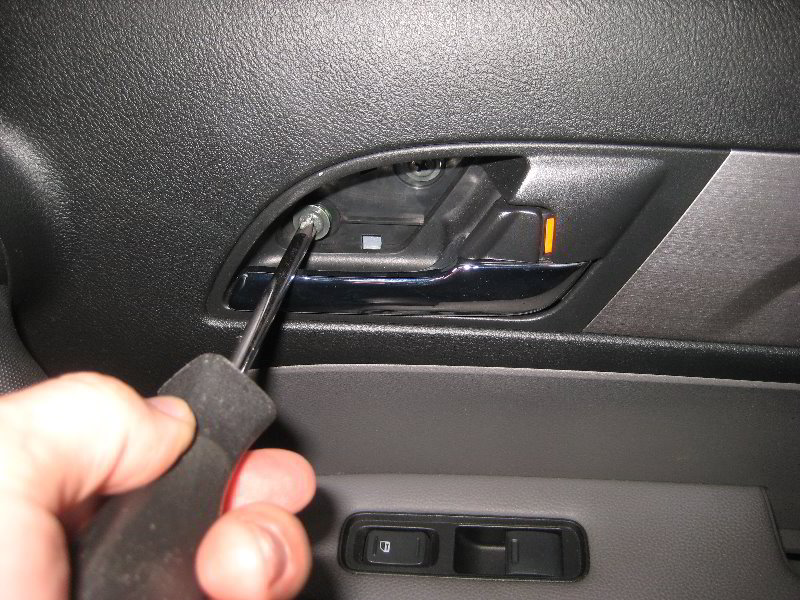 Honda-CR-V-Interior-Door-Panel-Removal-Guide-074