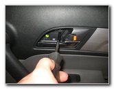 Honda-CR-V-Interior-Door-Panel-Removal-Guide-014
